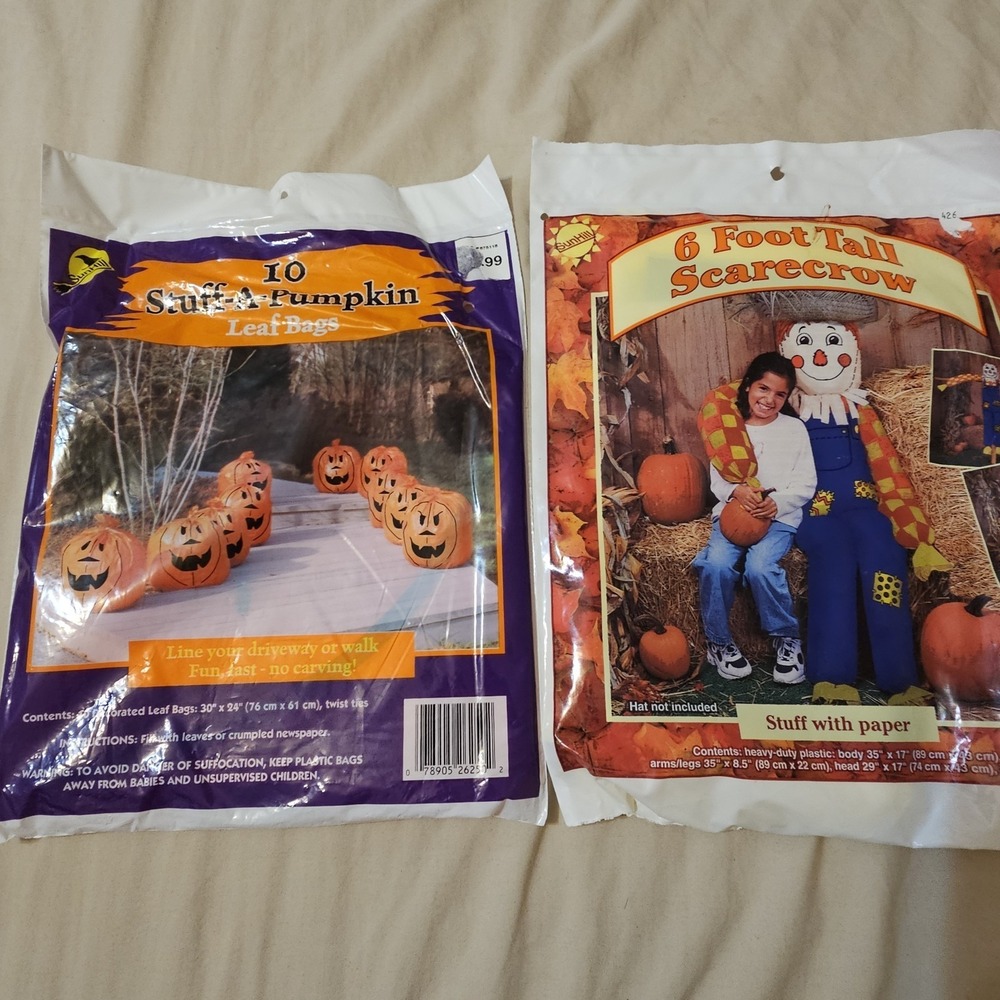 Super Stuff A Pumpkin Lawn & Leaf Bag Halloween Yard  Decor Lot Scarecrow NOS